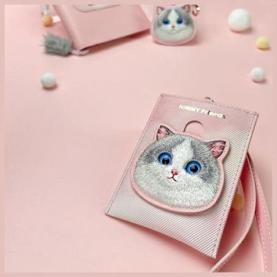 4. Portfel Nimmy Big Eyed Pet 2.0 Cat etui na karty - różowy
