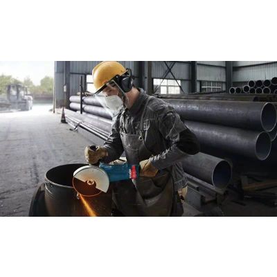 12. SZLIFIERKA KĄTOWA FI 230 2400W 06018C3300 BOSCH