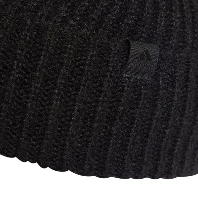 4. Czapka adidas Cuff Beanie HM9906