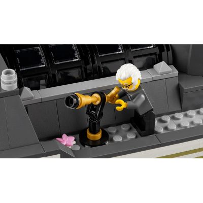 14. LEGO Icons 10326 Muzeum Historii Naturalnej