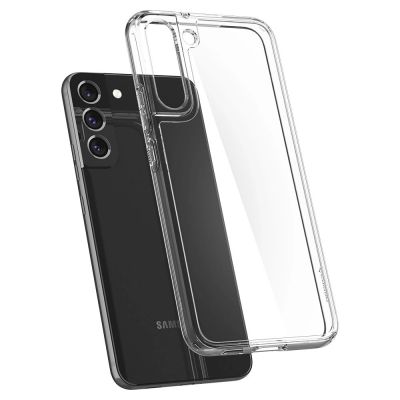 5. Etui Spigen Ultra Hybrid na Samsung Galaxy S22 - przezroczyste