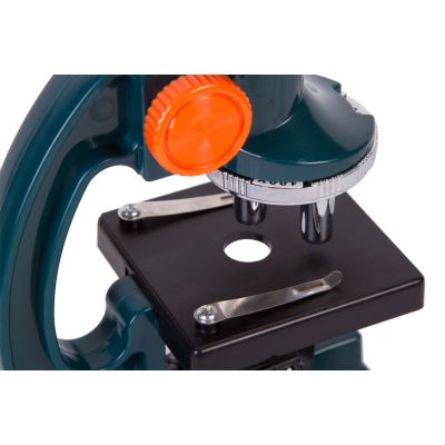 6. Levenhuk LabZZ M2 900x Mikroskop optyczny