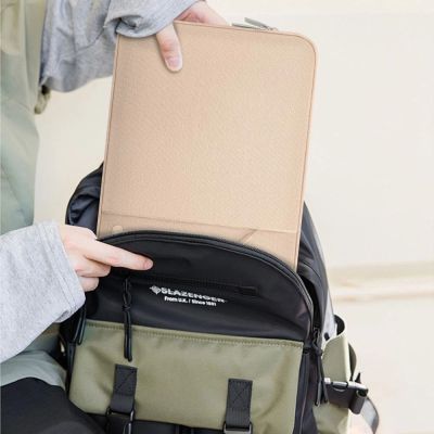 7. Etui Tech-Protect Sleevy Laptop 13-14 - beżowe