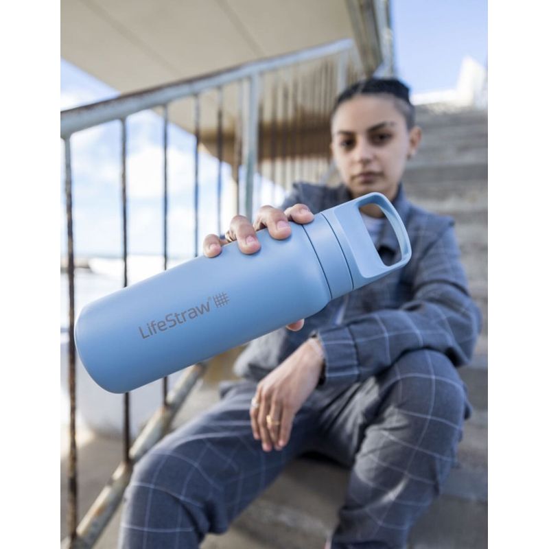 6. LifeStraw LGV42SASWW filtr do wody Butelka filtrująca wodę 0,7 l Niebieski