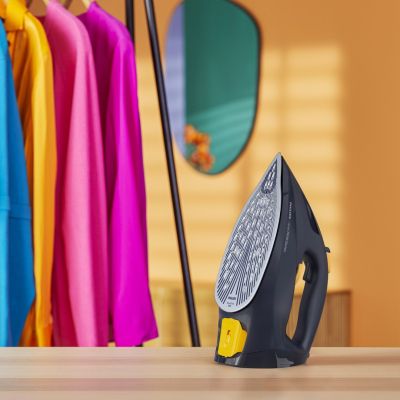 28. Żelazko PHILIPS DST 7060/20 (OUTLET)