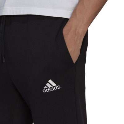 5. Spodnie adidas Essentials Tapered Cuff Pants M GK9222