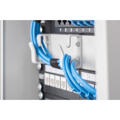 17. Szafa Rack DIGITUS DN-10-05U-1 254 mm (10") - 312x300 mm (szer. x głęb.) Biała