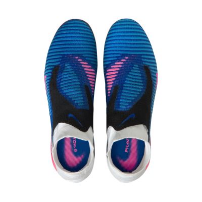 4. Buty piłkarskie Nike Phantom 6 High Elite FG HJ2147 446