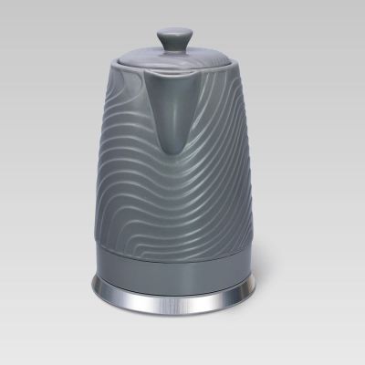 3. Czajnik elektryczny 1,8l  1800W MR-078 MAESTRO