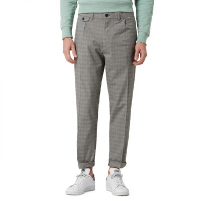 6. Spodnie Calvin Klein Tapered M K10K105305