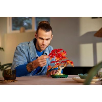 7. LEGO BOTANICALS 10348 Klon Palmowy Bonsai