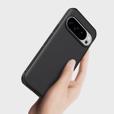 9. Etui Nillkin Super Frosted Shield Pro na Google Pixel 10/10 Pro - czarne