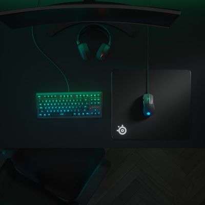 3. SteelSeries Qck Edge duży