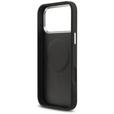 7. Etui Guess Grained Triangle Logo MagSafe na iPhone 17 Pro Max - czarne