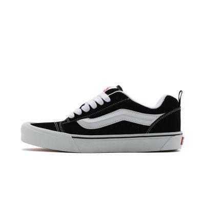 Trampki męskie Vans Knu Skool Black True White czarnp-białe (VN0009QC6BT)