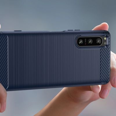 6. Thunder Case etui Xiaomi Poco M4 5G silikonowy pancerny pokrowiec niebieskie