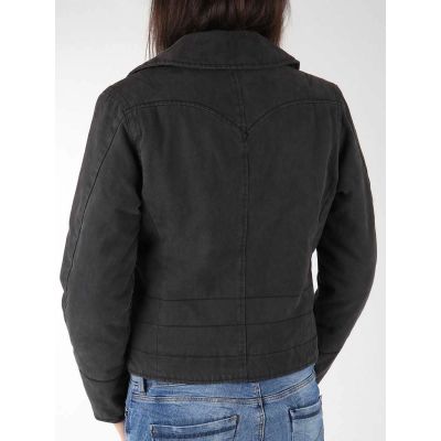 6. Kurtka Levis 73415-0002