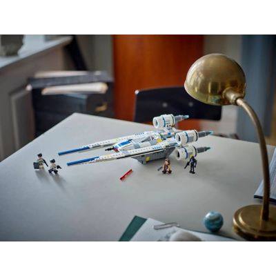 16. LEGO Star Wars 75399 Myśliwiec U-Wing Rebelii