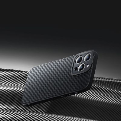10. Pancerne etui iPhone 14 Pro kompatybilne z MagSafe szkło hartowane Baseus Synthetic Fiber - czarne
