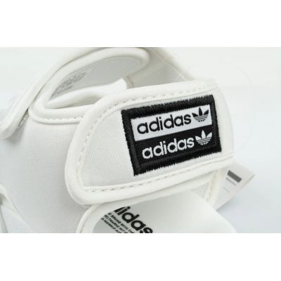 18. Sandały adidas Adilette U EG5026