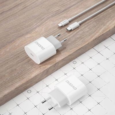 7. Ładowarka sieciowa Dudao A14EUC PD 20W USB-C z kablem - biała