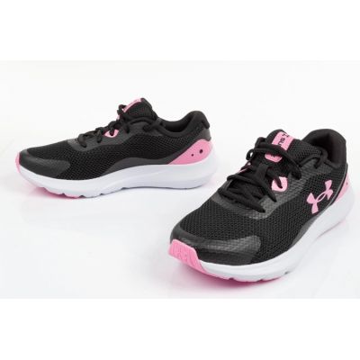 9. Buty Under Armour W 3025013-001