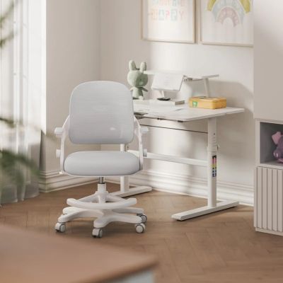 8. Fotel obrotowy Junior 4.3 Grey