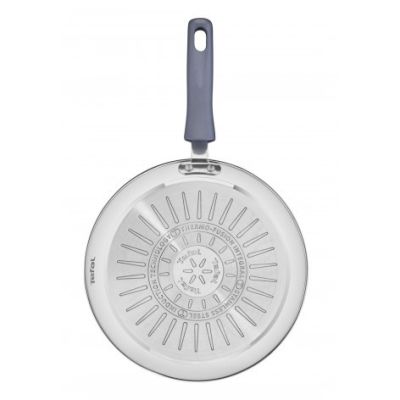 3. Patelnia naleśnikowa TEFAL Daily Cook 25 cm G73138