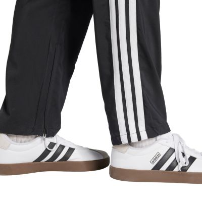 6. Spodnie męskie adidas Essentials 3-Stripes Stanford Open Hem czarne JC8491