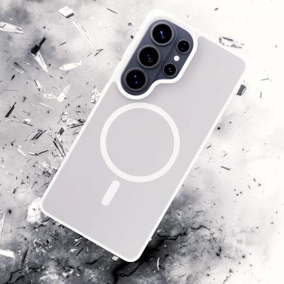22. Etui 3mk Smoke MagCase na Samsung Galaxy S26 Ultra - białe