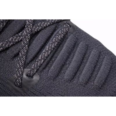 4. Buty Under Armour PHANTOM 3 W 3025517-002