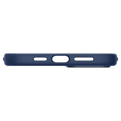7. Etui Spigen Silicone Fit Mag z MagSafe na iPhone 14 Plus - niebieskie