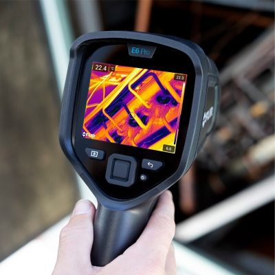 10. FLIR Profesjonalna kamera termowizyjna E6-PRO z Wi-Fi