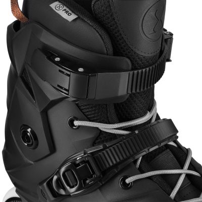 6. NA1601 ŁYŻWOROLKI SLALOMOWE SLAYD CZARNE ROZM. 42 NILS EXTREME