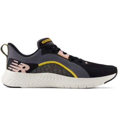 7. Buty New Balance treningowe W WXBEYCB1