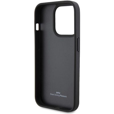7. Etui BMW Leather Quilted na iPhone 15 Pro Max - czarne