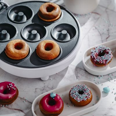 18. Wypiekacz do pączków donut ADLER AD 3075