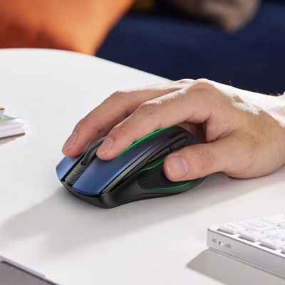 9. Mysz optyczna Ugreen MU006 bezprzewodowa USB 2.4GHz / Bluetooth 5.0 4000 DPI - niebieska