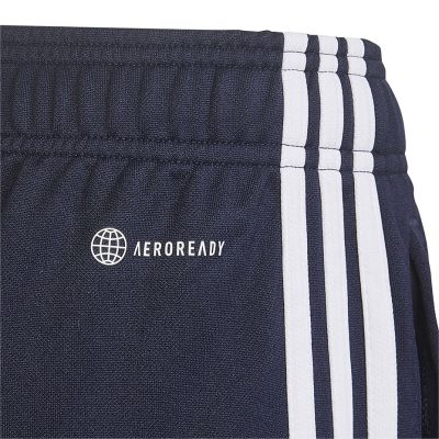 8. Spodenki adidas Designed 2 Move 3-Stripes Shorts Jr HN8544