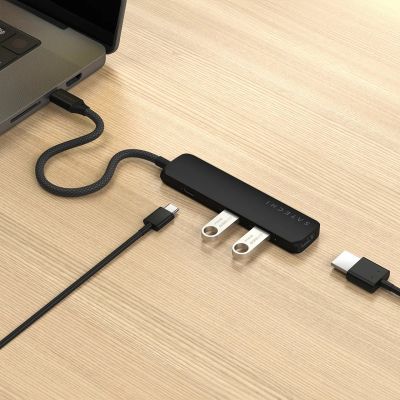7. Satechi 4w1 USB-C Slim Multiport Adapter 4K - aluminiowy adapter do urządzeń mobilnych USB-C (USB-C, 4K HDMI, 2x USB-A) (black)