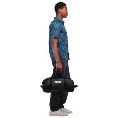 13. Thule Chasm TDSD301 Black sportowa torba 30 l Poliester Czarny