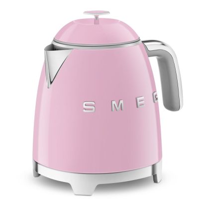 10. Czajnik SMEG Kettle (KLF05PKEU) mini 0,8L pink
