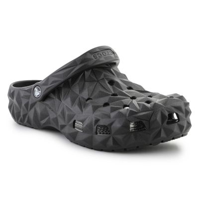 3. Klapki Crocs Classic Geometric Clog W 209563-001