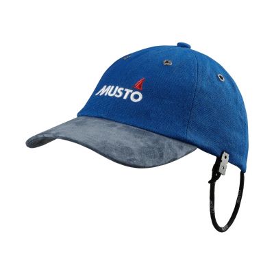 3. Czapka z daszkiem Musto Evo Original Crew Cap 80022 537