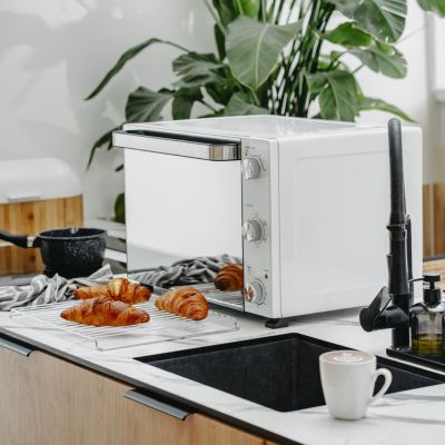 12. Piekarnik elektryczny 48L Adler Adler