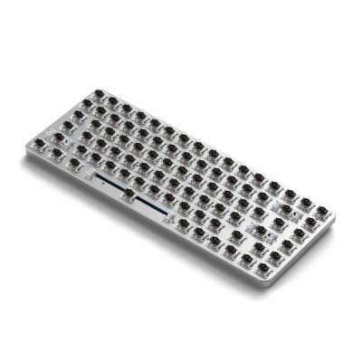 4. Bezprzewodowa klawiatura mechaniczna Satechi SM1 Slim Mechanical Backlit Bluetooth Keyboard (dark)