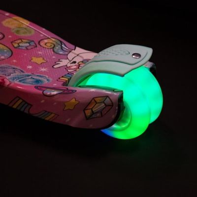 9. Hulajnoga dziecięca Nils Fun Hlb15A Led Jr 16-51-093