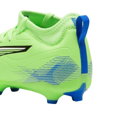 9. Buty piłkarskie Puma Ultra 5 Match FG/AG Jr 108096 03