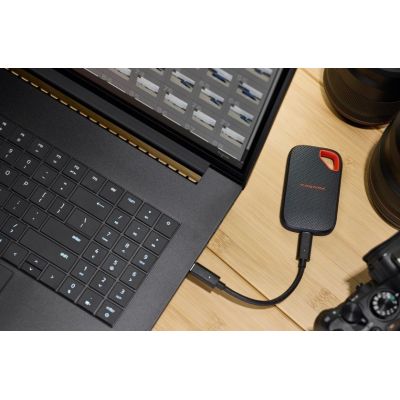 9. SanDisk Extreme Portable SSD (V3) 4 TB USB Type-C USB 3.2 Gen 2x2 Czerwony, Niebieski