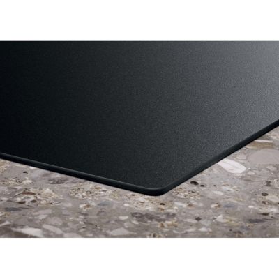 22. Płyta indukcyjna ELECTROLUX EIS62453IZ SaphirMatt czarny mat
